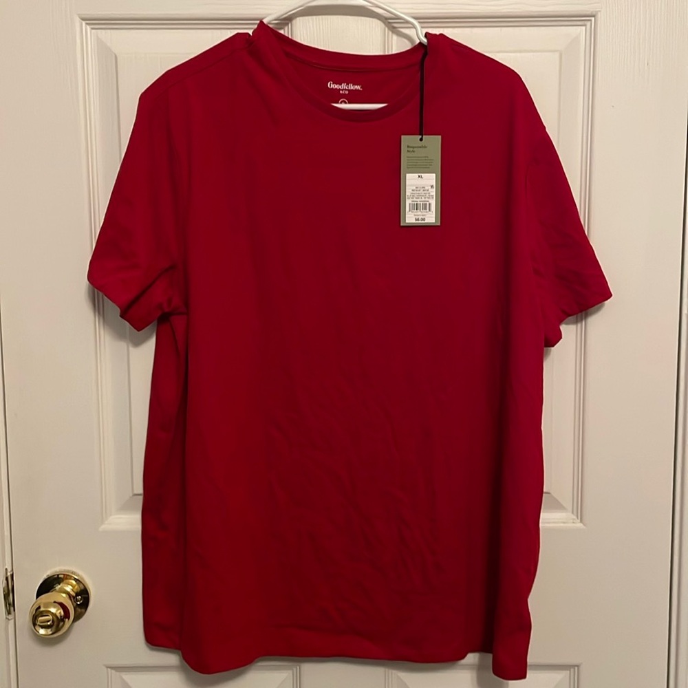 *Last Chance* BNWT Goodfellow & CO tshirt